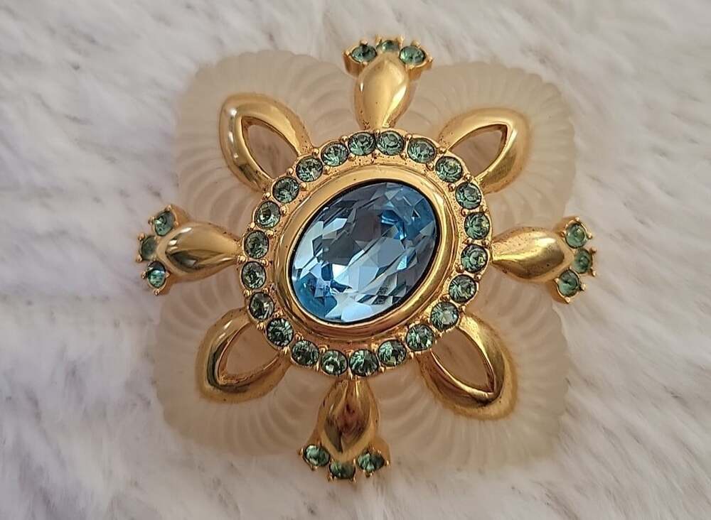 Vintage Joan Rivers Frosted Glass blue Gemstone with Gold Pin Brooch